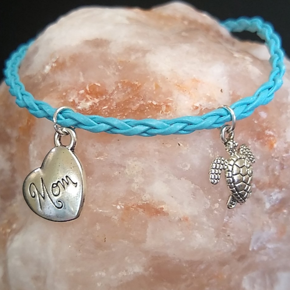MOM gift Turtle 🐢 braided leather bracelet